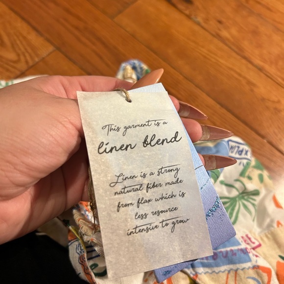 Crop top - Picture 5 of 7